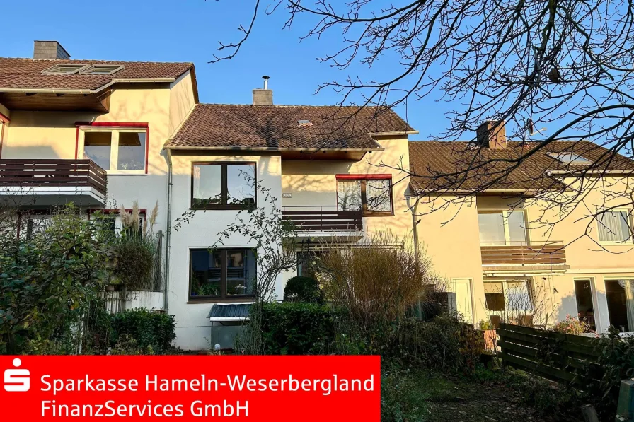  - Haus kaufen in Hameln - Reihenmittelhaus am Klütsüdhang mit Eigentumsgrundstück