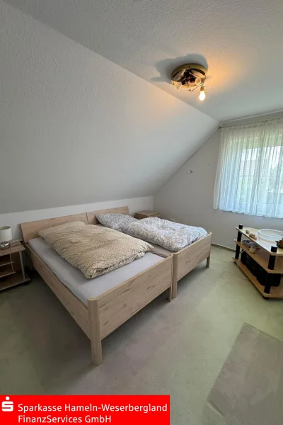 Schlafzimmer 2 DG