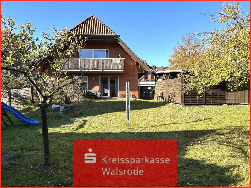 Titelbild - Haus kaufen in Walsrode - Zwei miteinander verbundene Wohnhäuser mit Carport in zentraler Wohnlage von Walsrode