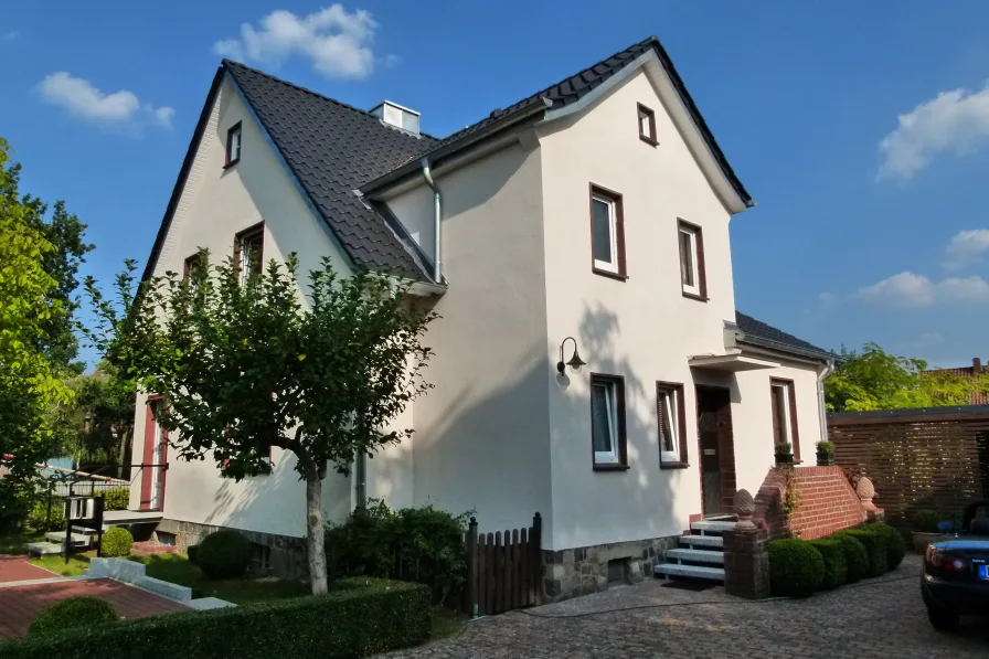 Südseite - Haus kaufen in Munster - Freistehendes Einfamilienhaus 