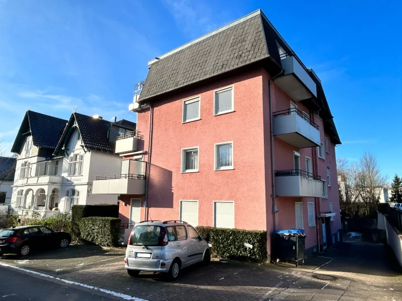 Außenansicht - Wohnung kaufen in Bad Pyrmont - Gepflegte 3,5-Zimmer Stadtwohnung mit Garage