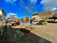 angrenzender Parkplatz „Postweg“