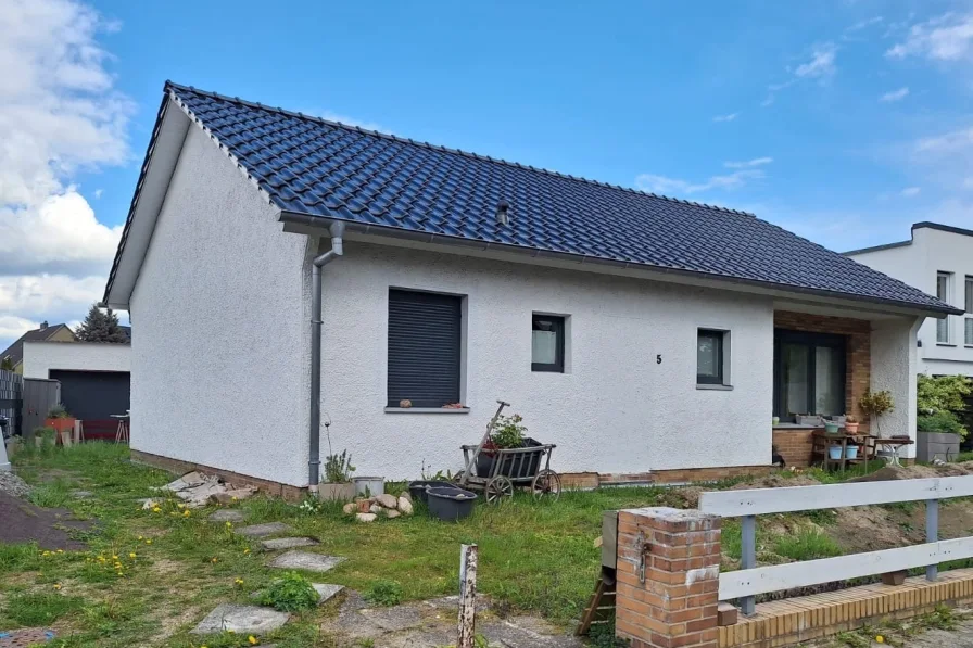 Ansicht - Haus kaufen in Rühen - Ihr perfekter Ruhesitz