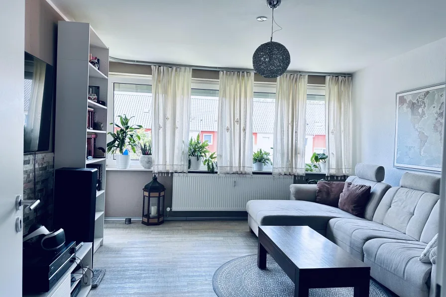Wohnzimmer - Wohnung kaufen in Braunschweig - Direkt am Heidbergsee!