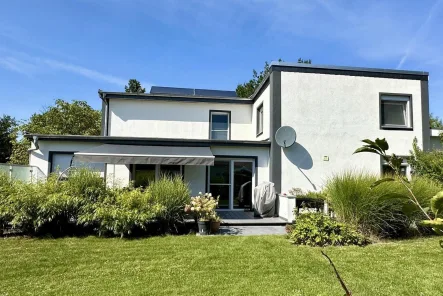 Ansicht - Haus kaufen in Wolfenbüttel - Modernes Haus mit traumhaftem Ausblick