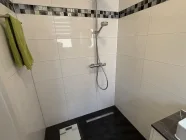 Gäste WC / Dusche EG