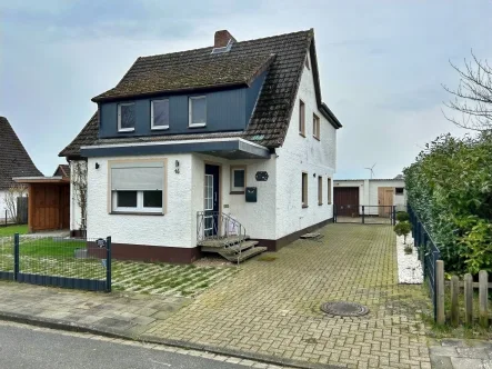 Außenansicht - Haus kaufen in Beedenbostel - Schönes Wohnhaus mit viel Platz