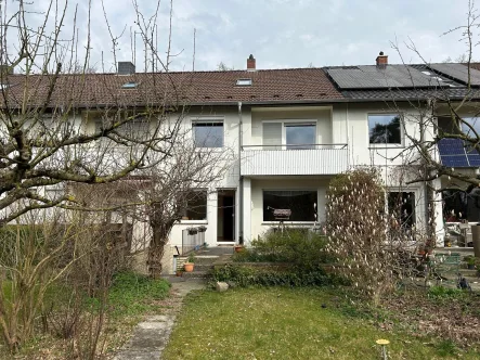 Gartenansicht - Haus kaufen in Celle - attraktive Wohnlage