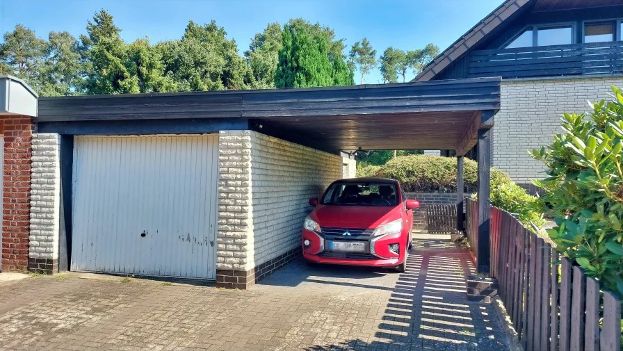 Garage und Carport