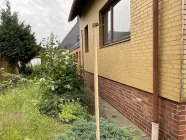 Gartenbereich hinter dem Haus