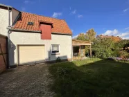 Garage und Terrasse