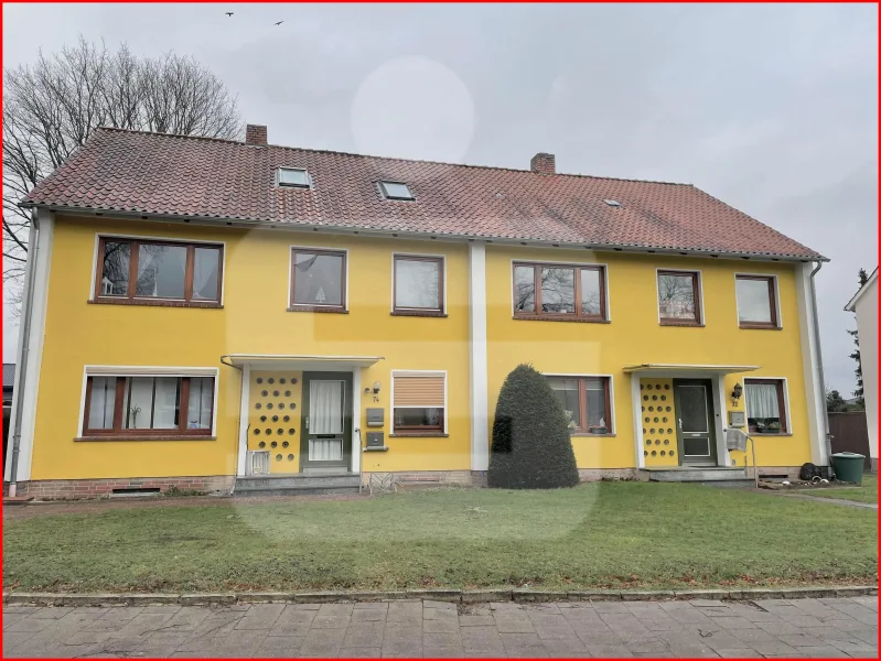 Doppelhaus - Haus kaufen in Sulingen - Auch Einzelerwerb einer der beiden Doppelhaushälfte möglich!Genannter Preis bezieht sich auf beide Hälften mit 4 WE