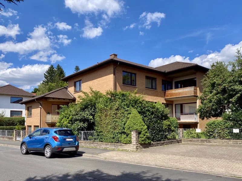 Straßenseite - Haus kaufen in Bovenden - Attraktives Mehrfamilienhaus in Bovenden