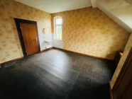 Altbau Zimmer Dachgeschoss