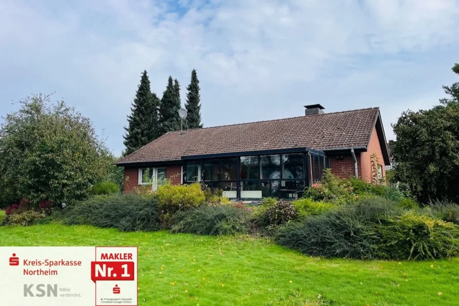 Seitenansicht mit Wintergarten - Haus kaufen in Katlenburg-Lindau - Bungalow mit separtem Bauplatz in Katlenburg!