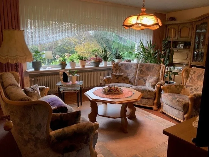 Wohnzimmer - Haus kaufen in Westoverledingen - Idyllisches Wohnen in guter Lage für mehr als eine Familie