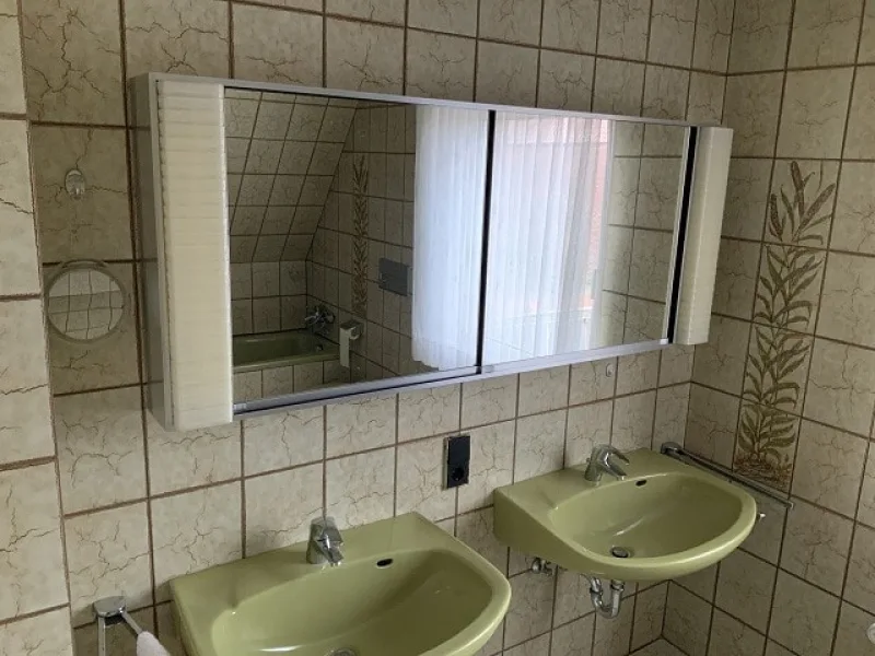 Badezimmer im DG