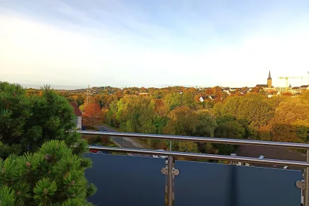 Weitblick Terrasse - Wohnung kaufen in Heiligenhaus - Hier können Sie direkt einziehen! Maisonettewohnung mit Weitblick und Einzelgarage!