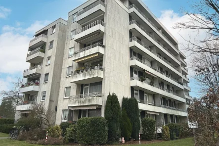 Hausansicht - Wohnung kaufen in Hilden - Gut aufgeteilte 3-Zimmer-Wohnung mit Loggia in beliebter Wohnlage.