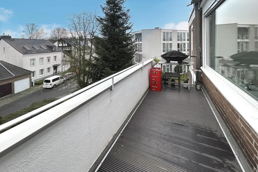 Balkon mit Markise