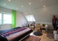 Schlafzimmer DG