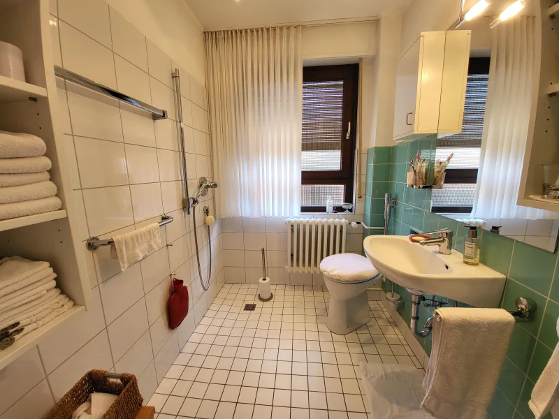 Badezimmer EG