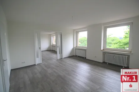 Mietwohnung 8706 - Wohnung mieten in Voerde - Große Wohnung im Herzen von Voerde zu vermieten!