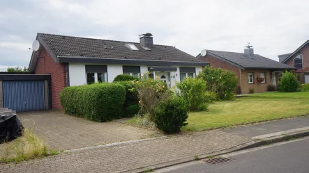 DSC03464 - Haus kaufen in Moers - Ebenerdig wohnen - Reserve im Obergeschoss auf großem Grundstück in beliebter Lage von Mo-Schwafheim