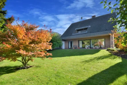 Gartenansicht des Hauses - Haus kaufen in Xanten - Ein Juwel in Xantens Bestlage - freistehendes Einfamilienhaus zentrumsnah