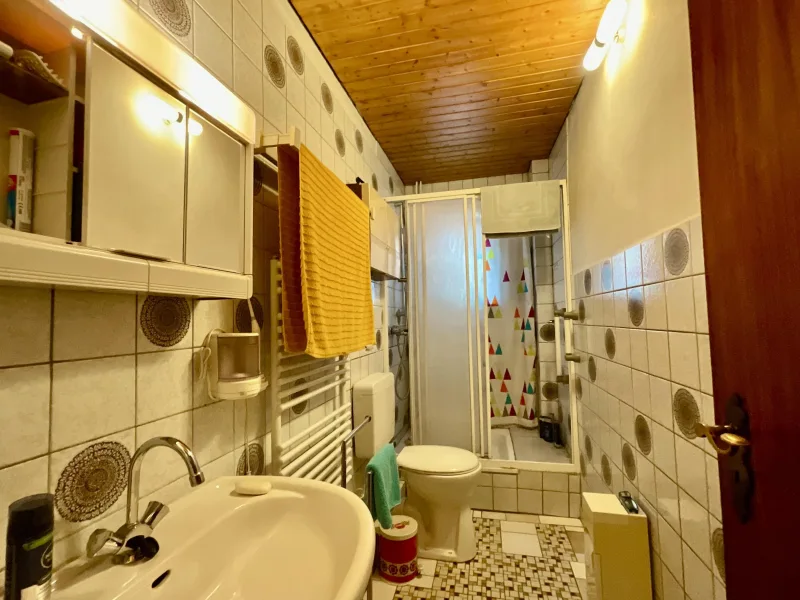 Badezimmer EG