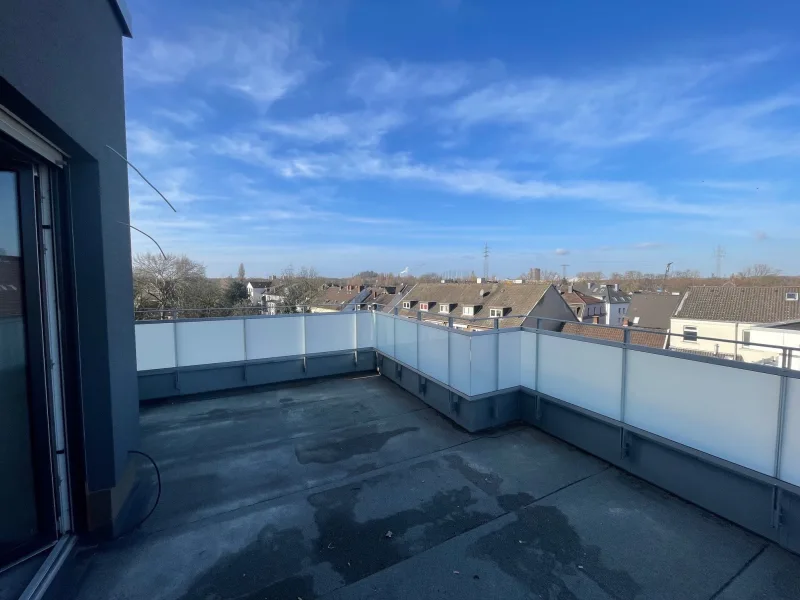Dachterrasse mit Weitblick - Wohnung kaufen in Essen - Baustellenberatung am Samstag, den 11.05.2024, Treffpunkt: 10:30 Uhr, Höhenweg 103 in Frintrop