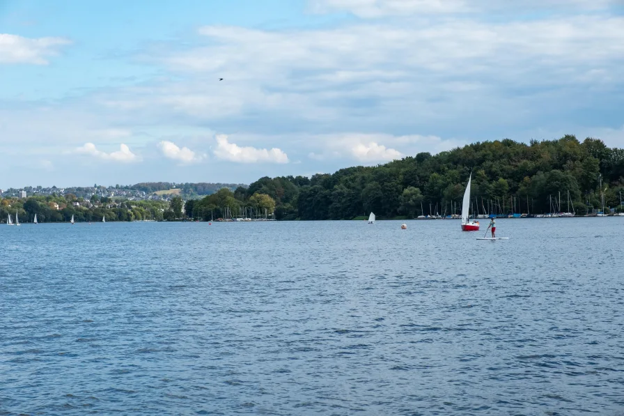 Baldeneysee - Wohnung kaufen in Essen - Baustellenberatung am Sonntag, den 06.10.2024, Treffpunkt: 11:00 Uhr, Waldfrieden 3 in Bredeney