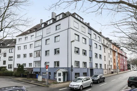 Straßenansicht - Wohnung kaufen in Essen - Kapitalanlage oder Selbstnutzung! Rd. 77 m² Hochparterre-Whg. + Loggia am Moltkeviertel