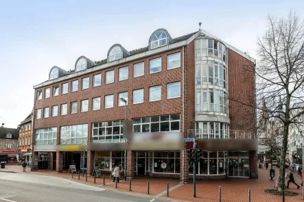 Straßenansicht - Büro/Praxis mieten in Essen - Zentrale Lage in Steele: ca. 143 m² Büro- oder Praxisetage im 4.OG zzgl. ca. 30 m² Spitzboden 