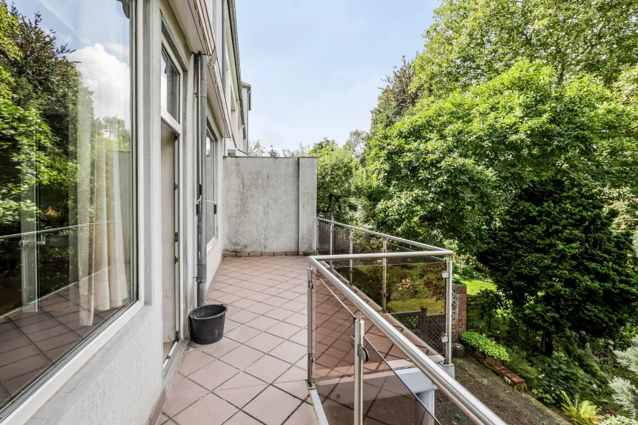 Balkon am Wohnzimmer im EG