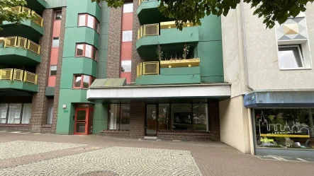 Ladenlokal - Büro/Praxis kaufen in Essen - Sofort frei: ca. 165 m² großes Ladenlokal in zentraler Wohn- und Geschäftslage von Borbeck