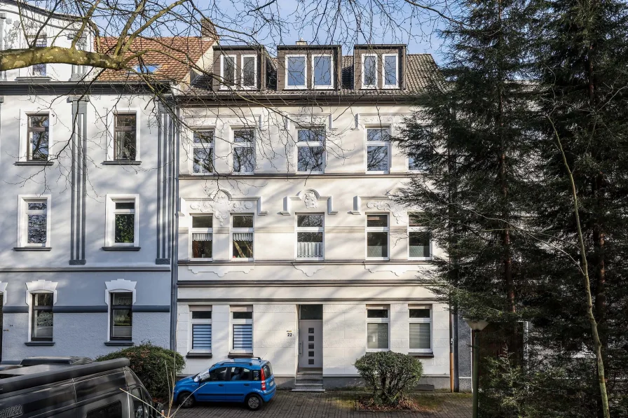 Außenansicht - Zinshaus/Renditeobjekt kaufen in Essen, Frohnhausen - Ideale Kapitalanlage: Top gepflegtes und voll vermietetes 5-Familienhaus in zentraler Lage 