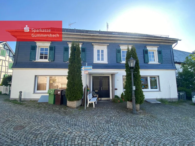 Vorderansicht - Haus kaufen in Bergneustadt - Im Herzen der historischen Altstadt!