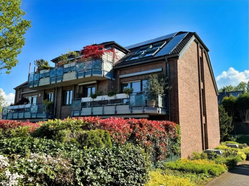 Blick auf das Haus - Wohnung kaufen in Hilden - Hilden-Süd! Barrierearme, ruhige Eigentumswohnung mit Balkon