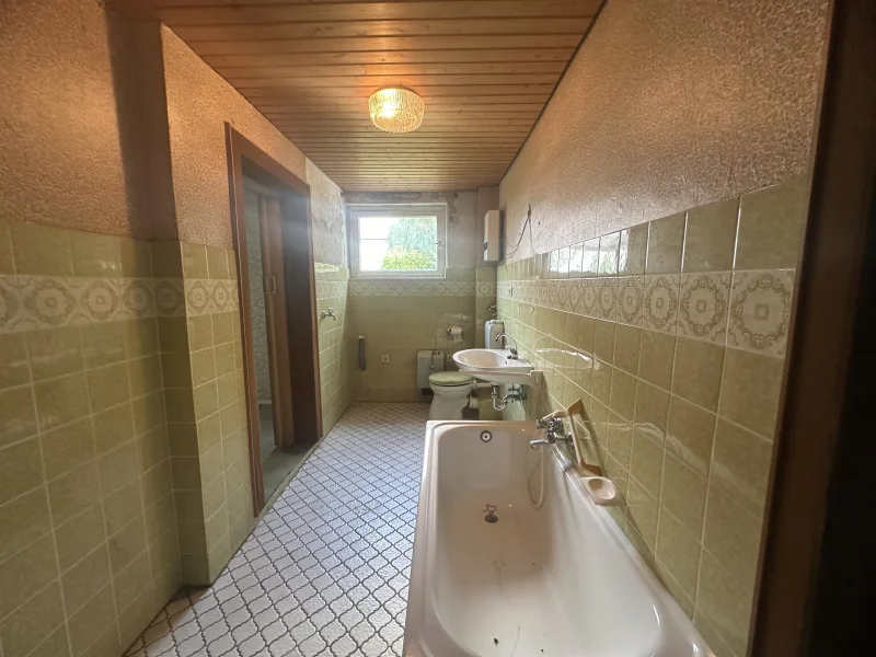 Badezimmer im Anbau