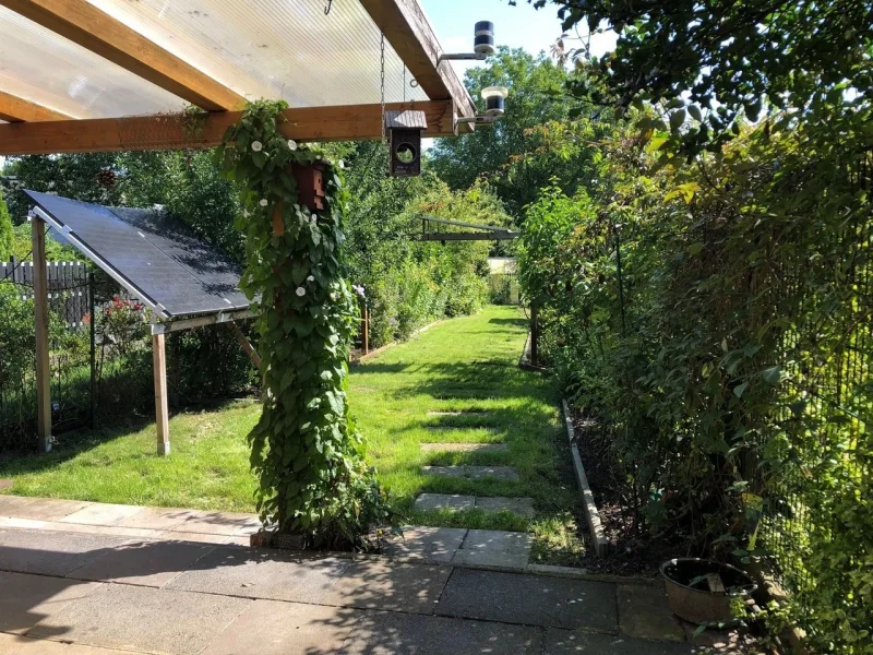 ...auf  Ihrer Terrasse und genießen die  Ruhe.