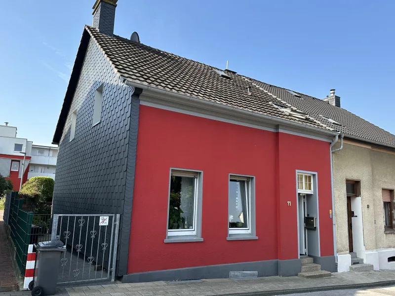 Ein erster Blick! - Haus kaufen in Velbert - Einfach einziehen und wohlfühlen!