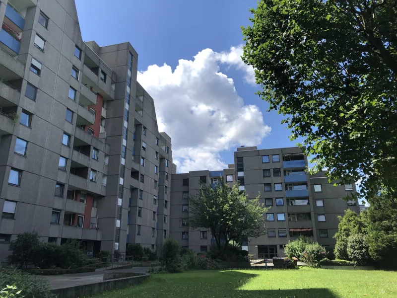 Aussenansicht - Wohnung kaufen in Ratingen - 2-Zimmer Eigentumswohnung in Ratingen-West mit Balkon und Tiefgaragenstellplatz