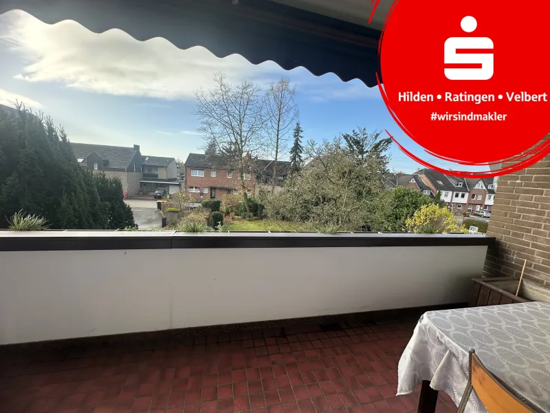 Balkon mit Markise - Wohnung kaufen in Ratingen - !!!4-Zimmer Wohnung mit Balkon und Garage in Ratingen-Lintorf !!!