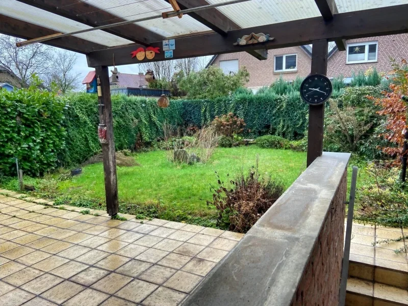 Terrasse und Garten