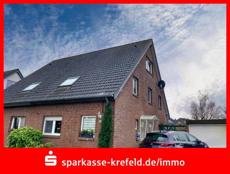 Straßenansicht - Haus kaufen in Tönisvorst - Doppelhaushälfte mit Garage zur Kapitalanlage
