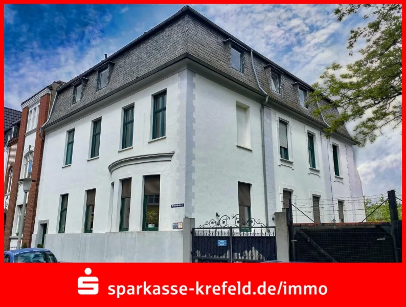 Außenansicht - Wohnung kaufen in Krefeld - Altbauwohnung mit Charm (inkl. Stellplatz)