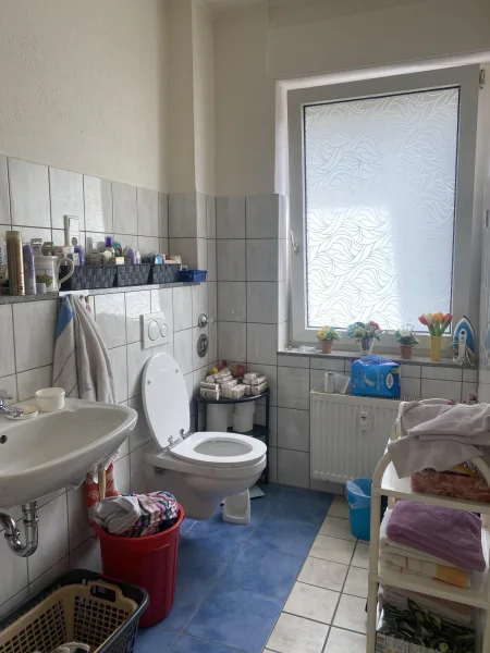 Badezimmer 1. OG Vorderhaus