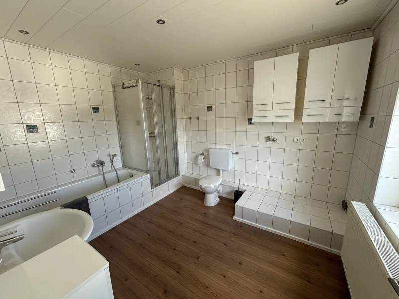 Badezimmer 1