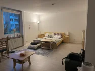 Wohn- und Schlafzimmer